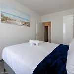Apartment Luka 3 *